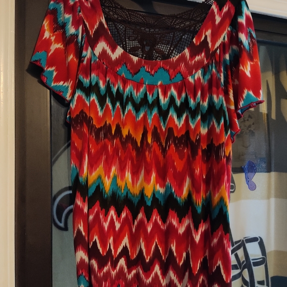 Shirt - Picture 2 of 2